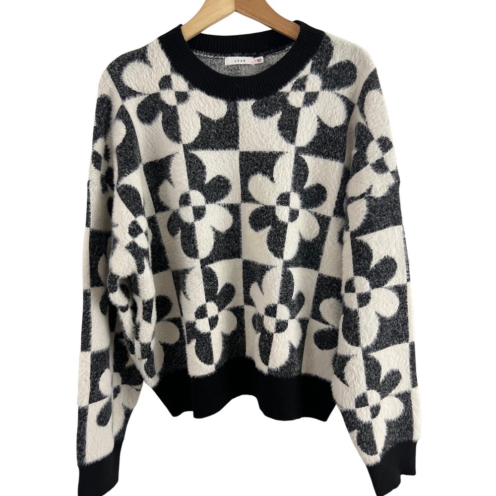Lush Sweater Women XL Black Ivory Floral Checkerboard Fuzzy Crewneck LT19013-003